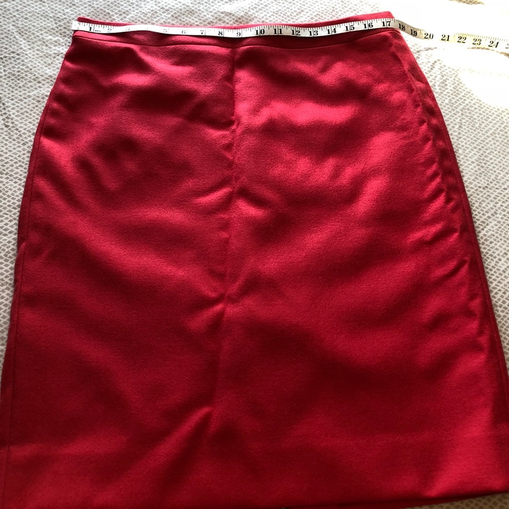 Gorgeous pencil skirt